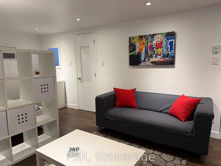 54A Galley Ave #B — Photo 3