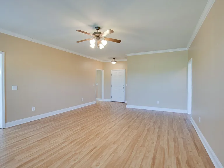120 Lexi Ln — Photo 5