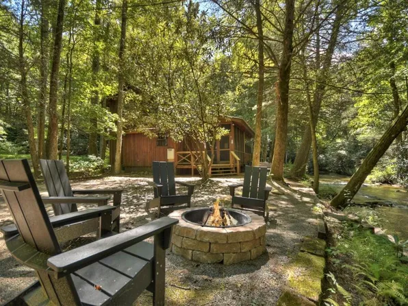 5757 Old Bucktown Rd, Ellijay, GA 30536