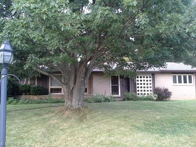 1st image of 730 Shaker Dr