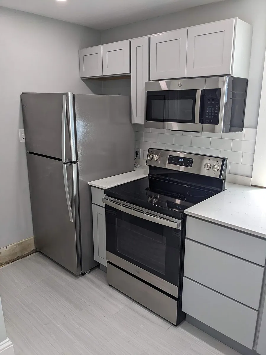 Building Photo - 34 S 6th St #3N