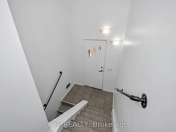 4th image of 557 Glenview Rd