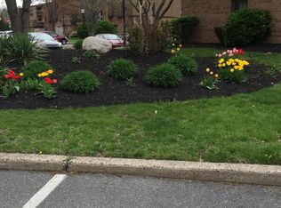 70208 Delaire Landing Rd #208, Philadelphia, PA 19114