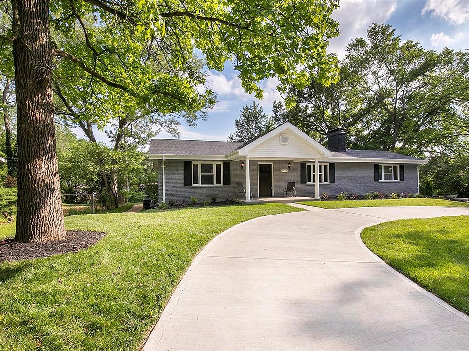 1st image of 9404 Fredric Ct