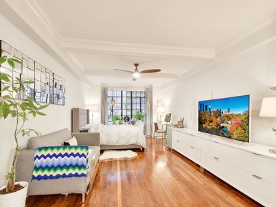 320 E 42nd St APT 309, Manhattan, NY, 10017