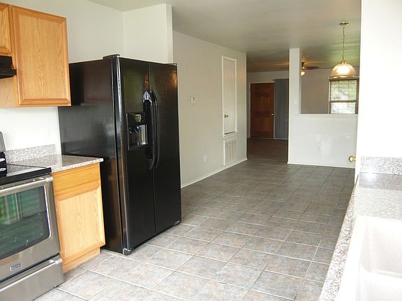3rd image of 10707 S Shaenridge
