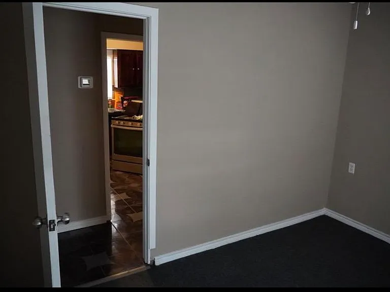 211 Stewart St #3 — Photo 16