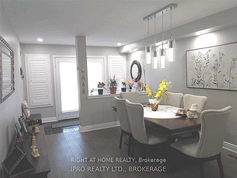 20 Bradshaw Dr — Photo 18