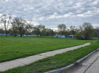 630 N State Route 121, Mount Zion, IL 62549