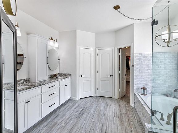 4th image of 3604 Lavorton Pl
