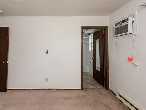 5th image of 5700 Pontiac Dr APT 5