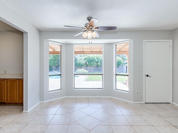 3rd image of 317 E Carol Ann Way