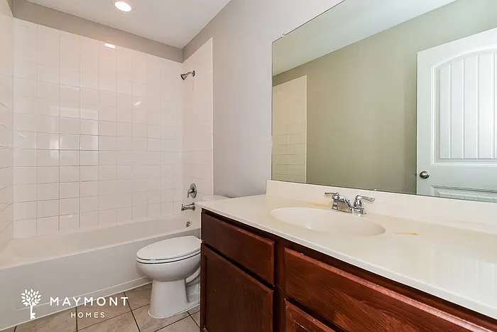 1321 Basswood Ln — Photo 10