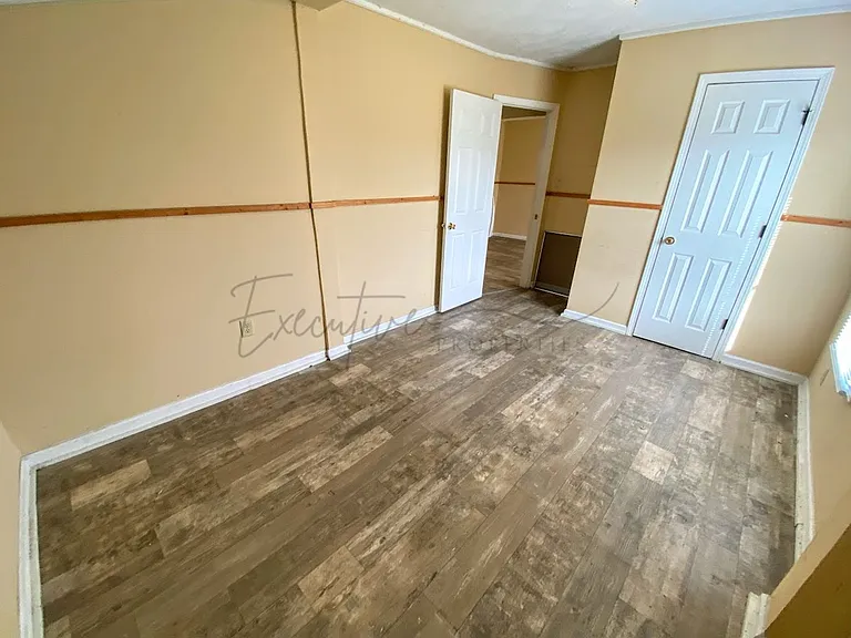 2701 Cline St #C — Photo 6
