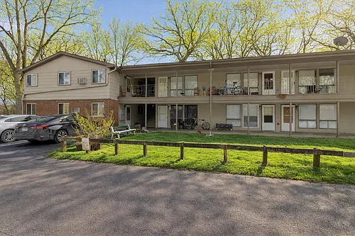 135 N Lincolnway #8A Photo 1