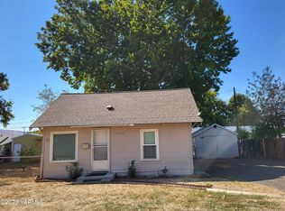 3406 S 2nd St, Yakima, WA 98903
