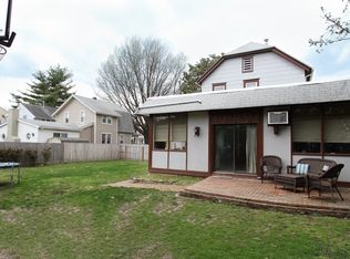 19 W Chelton Rd, Brookhaven, PA 19015