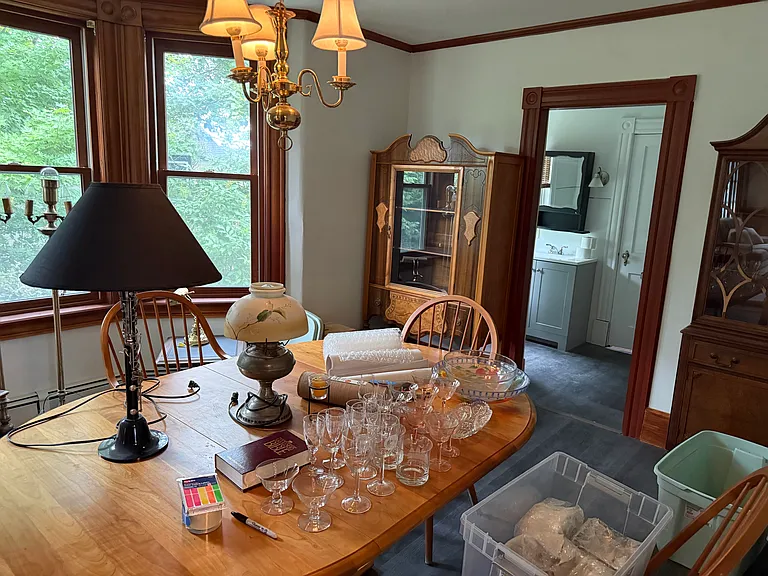 425 Pleasant St — Photo 8