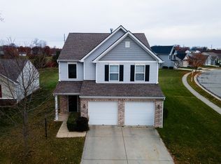 19369 Prairie Crossing Dr, Noblesville, IN 46062