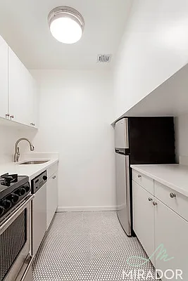 Rented by Mirador Real Estate | media 19