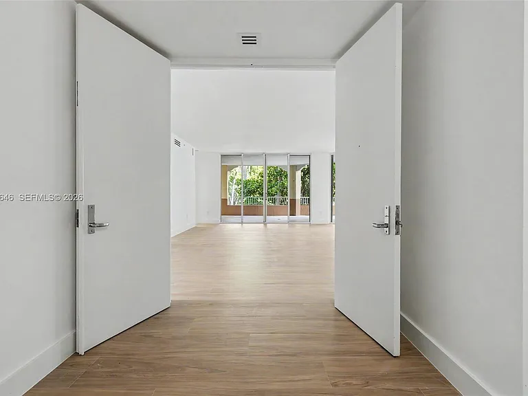 731 Crandon Blvd #208 — Photo 3
