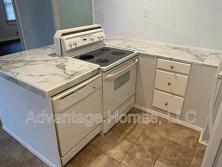11357 Sycamore Ter — Photo 15