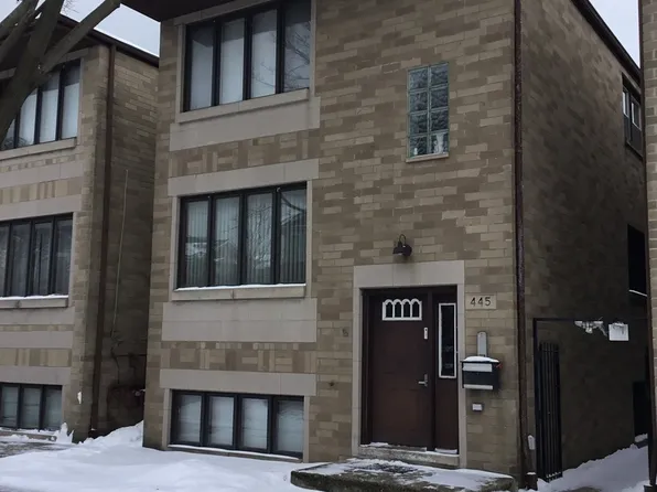445 W 37th St, Chicago, IL