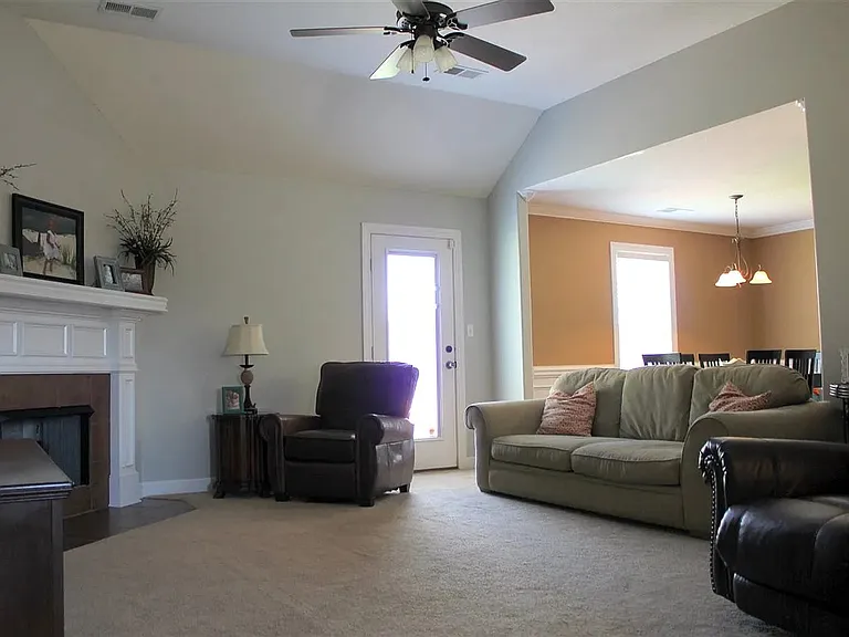 82 Grove Hill Ln — Photo 49
