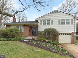 7309 Dunston St, Springfield, VA 22151