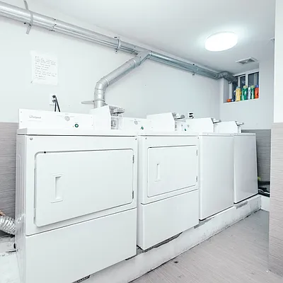 Rented by Nooklyn NYC LLC | media 23