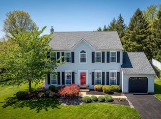 1588 Marie Cir, Warrington, PA 18976