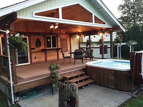 4th image of 992 NE Marwood Dr