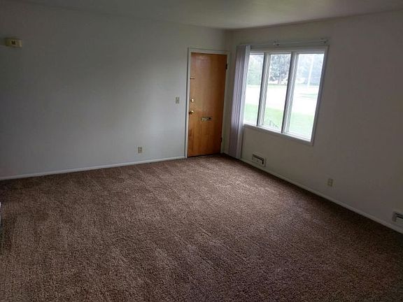 3rd image of 1205 Avenue C APT 2