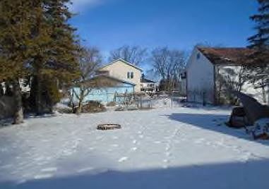 4th image of 842 Superior Ave