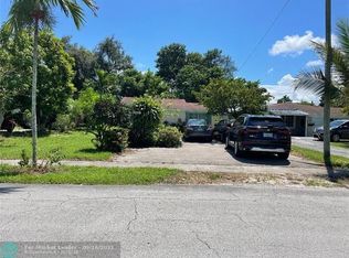 1732 NE 176th St, North Miami Beach, FL 33162