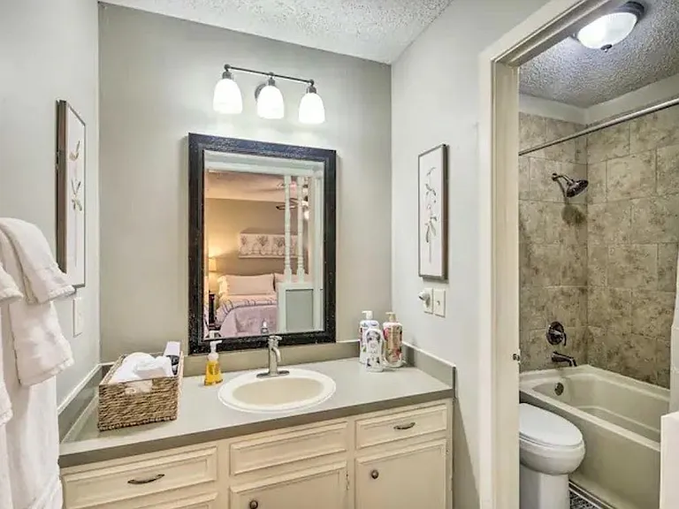 102 Boxwood Pl N — Photo 5