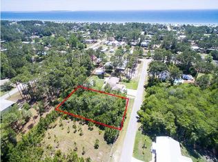 406 New Mexico Dr, Mexico Beach, FL 32456