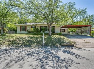 115 S Hill Dr, Weatherford, TX 76086