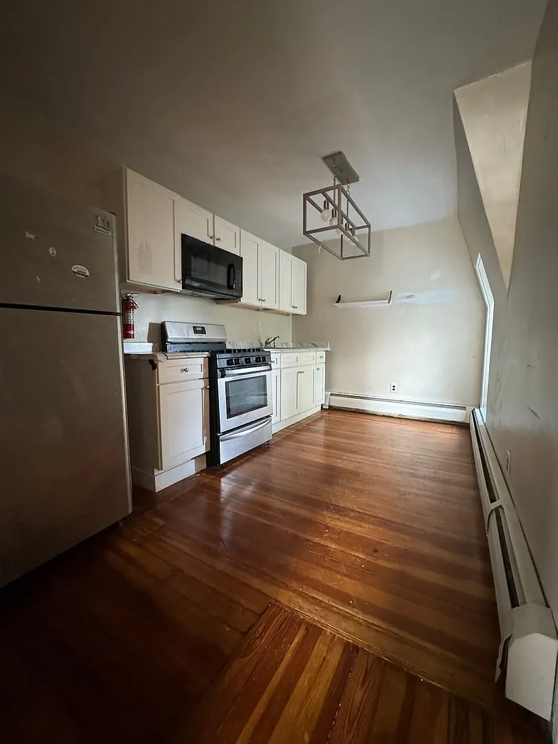 7300 Boyer — Photo 3
