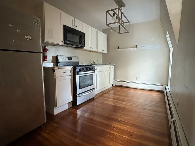 7300 Boyer — Photo 3