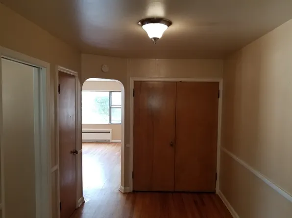 3058 Poppleton Ave APT C, Omaha, NE 68105