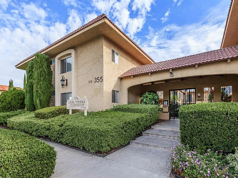 Casa Tierra Apartments — Photo 31