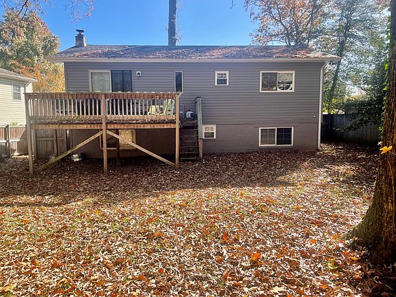 4th image of 638 Westmoreland Pl