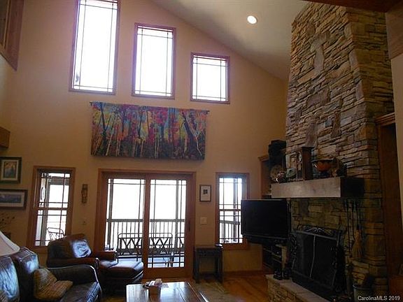 4th image of 1581 Winding Creek Dr