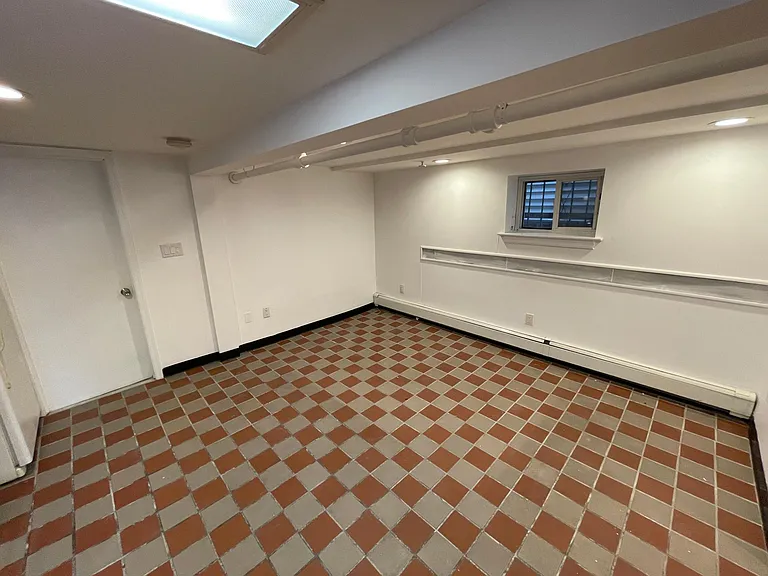 2909 Saint Theresa Ave #BASEMENT — Photo 5