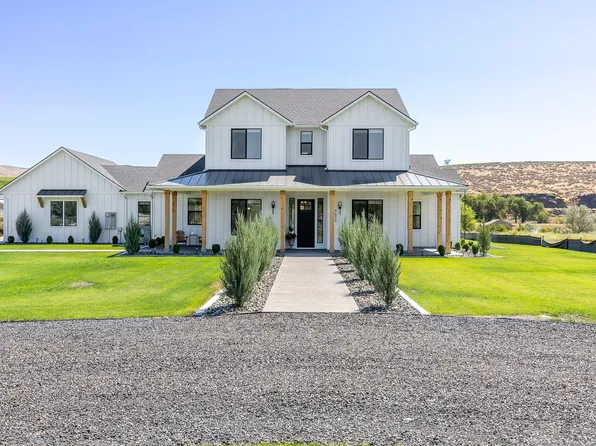 9636 E Pendleton Rd, Benton City, WA 99320