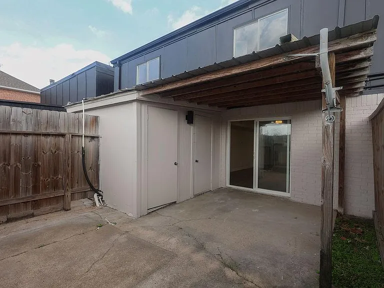 708 Staitti St #8 — Photo 29