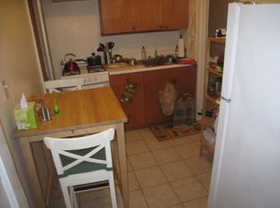 2562 35th St #1A, Astoria, NY 11103