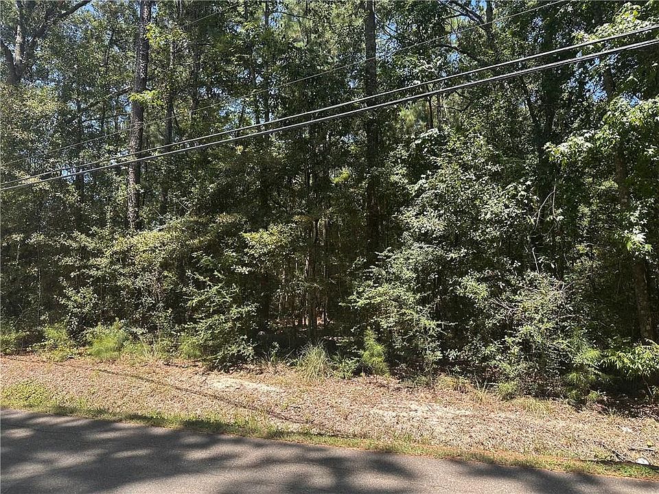 1st image of Crown Dr
