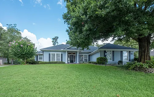 3770 Hunt Club Rd N Photo 1